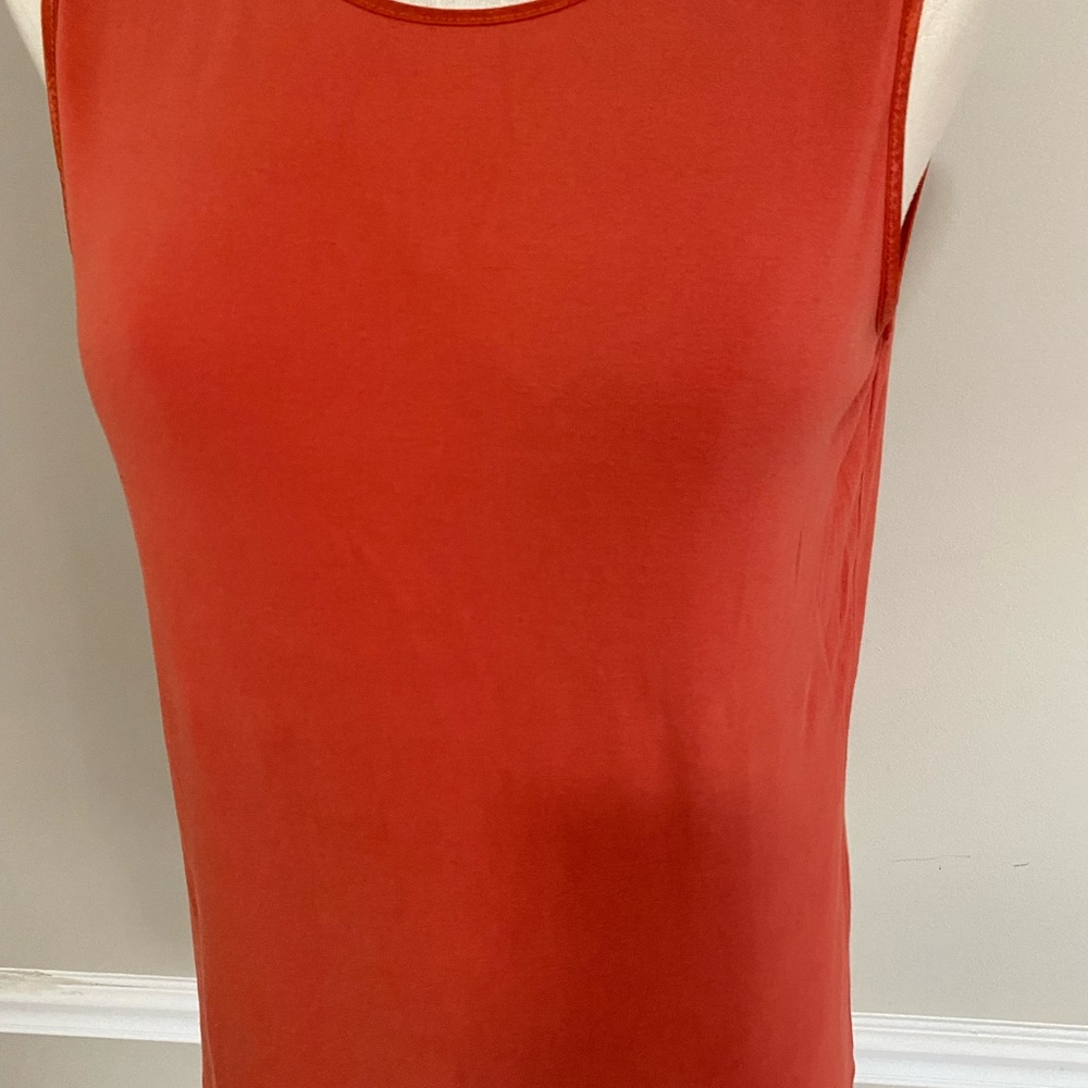 2 Tank Tops Sleeveless M - Picture 3 of 4